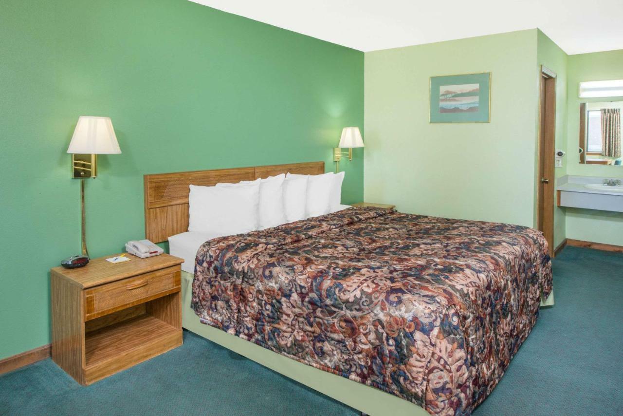Days Inn By Wyndham Mountain Grove Экстерьер фото